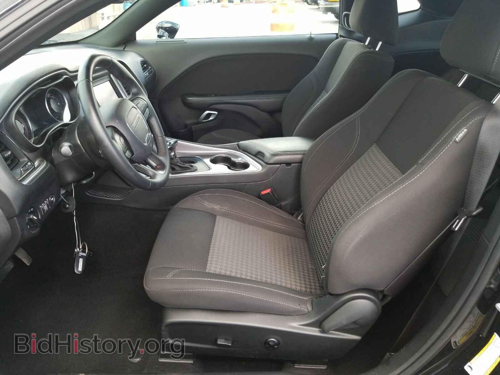2019 Dodge Challenger - VIN: 2C3CDZAG3KH606610 - Photo 3