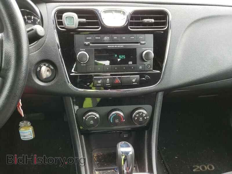 2013 Chrysler 200 - VIN: 1C3CCBAG6DN722176 - Фото 4