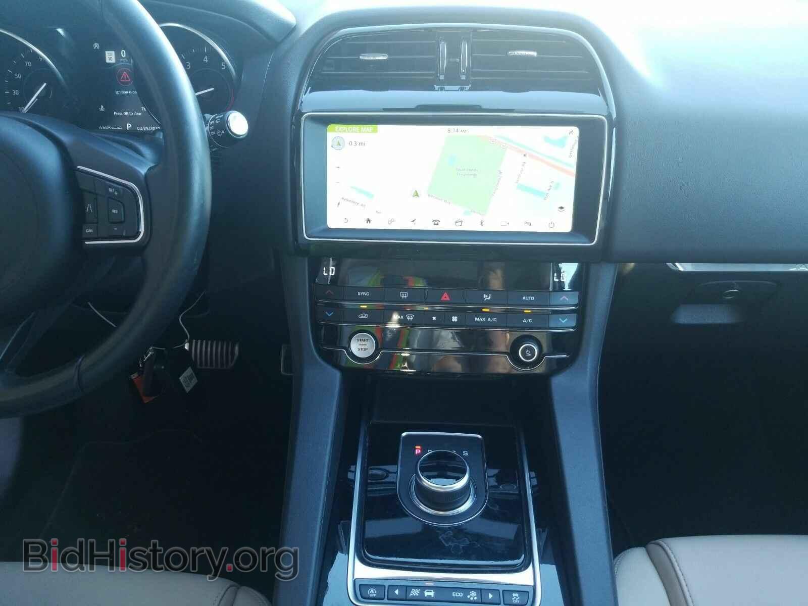 2019 Jaguar F-PACE - VIN: SADCS2FX3KA390875 - Фото 4