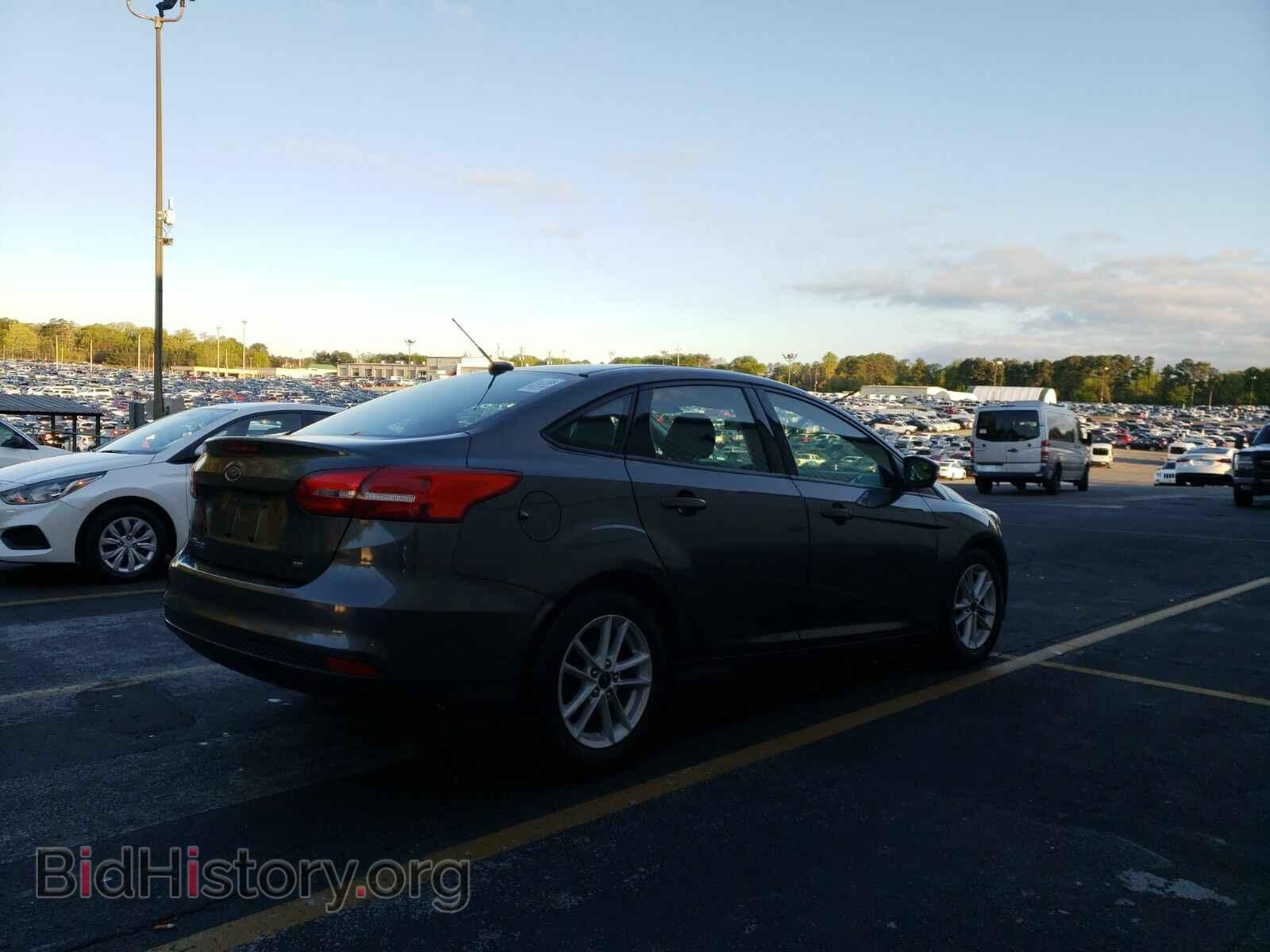 2017 Ford Focus - VIN: 1FADP3F21HL285539 - Фото 2