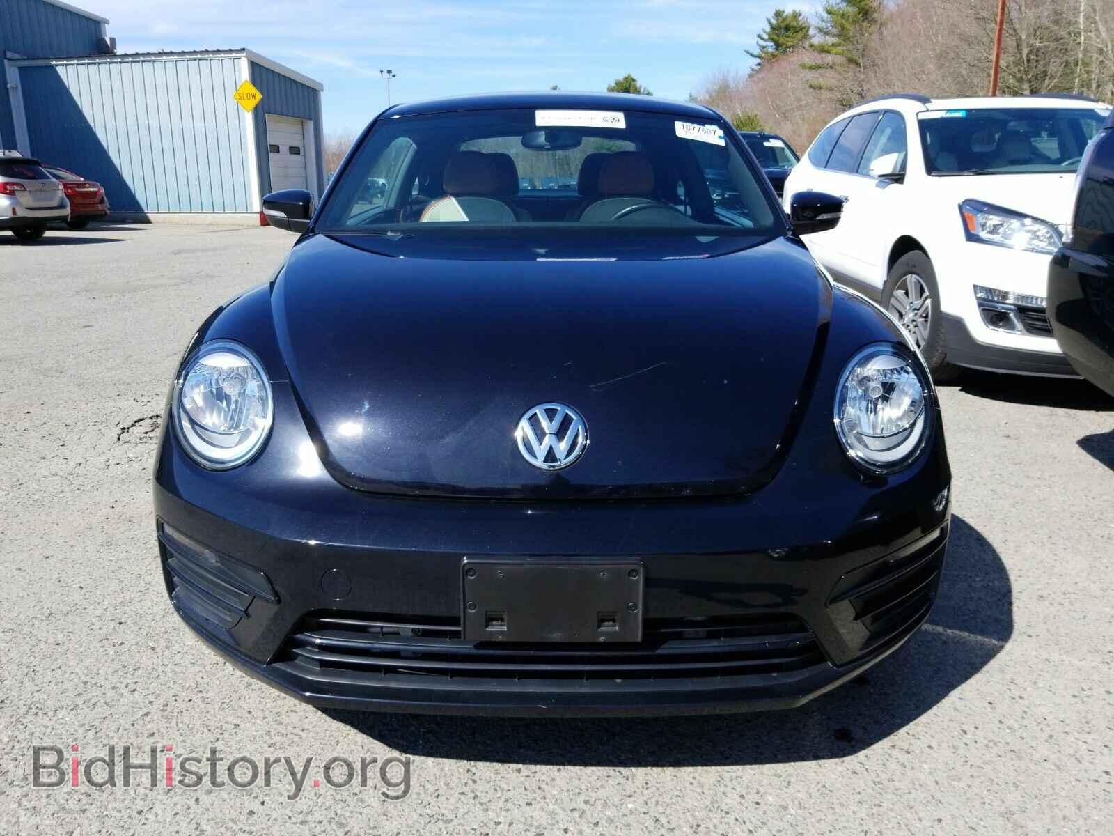 2017 Volkswagen Beetle - VIN: 3VWF17AT3HM620615 - Фото 2