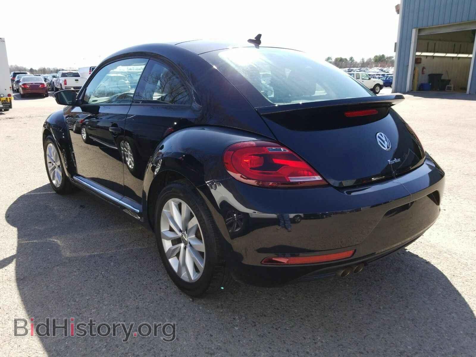 2017 Volkswagen Beetle - VIN: 3VWF17AT3HM620615 - Фото 6