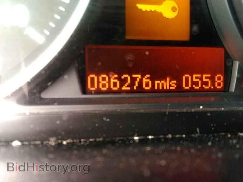 2012 BMW 1 Series - VIN: WBAUC9C59CVM13091 - Фото 5