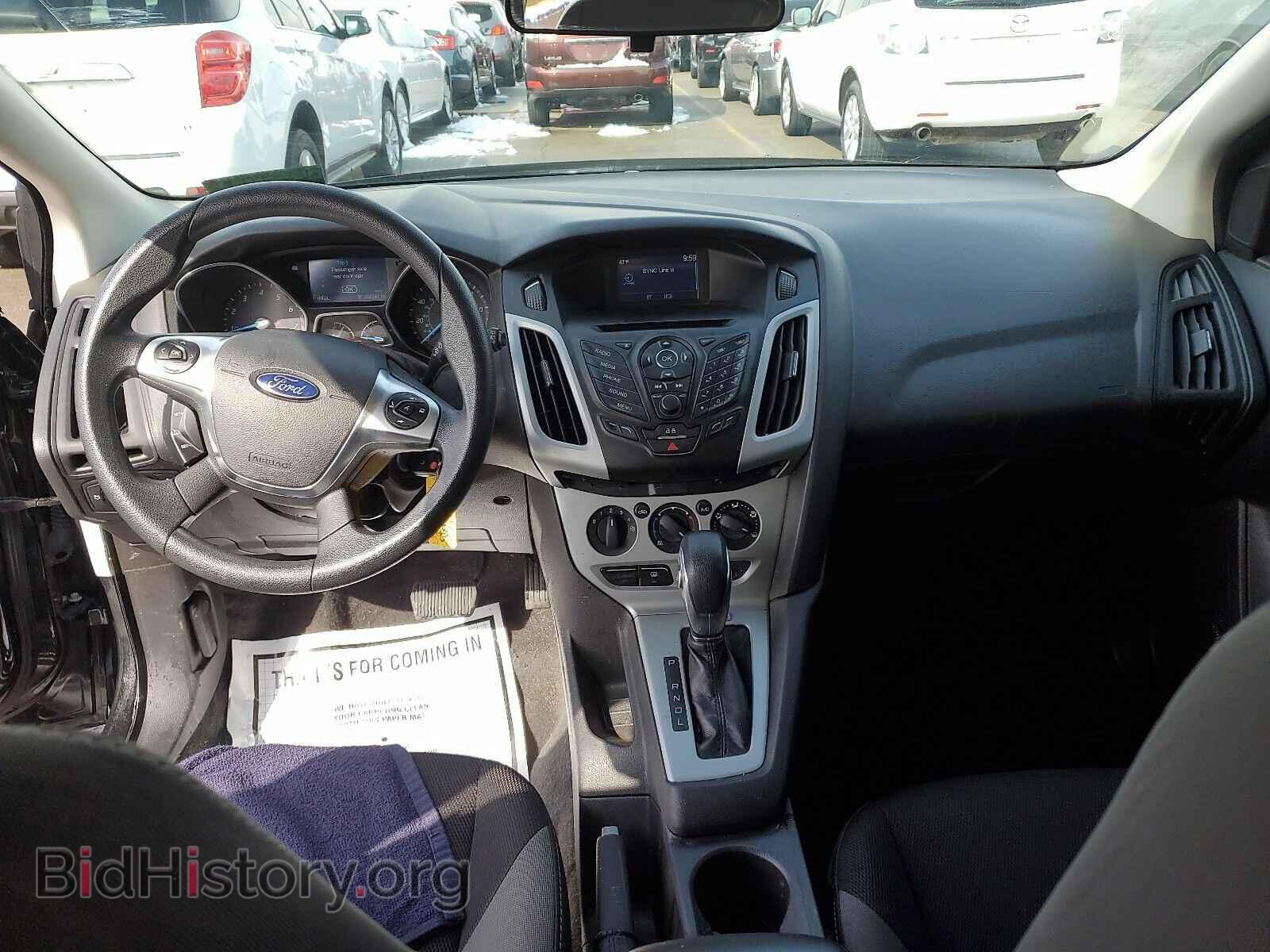 2014 Ford Focus - VIN: 1FADP3K2XEL333928 - Фото 4