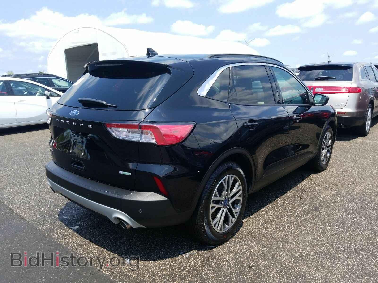 2020 Ford Escape - VIN: 1FMCU0H69LUA37275 - Фото 2