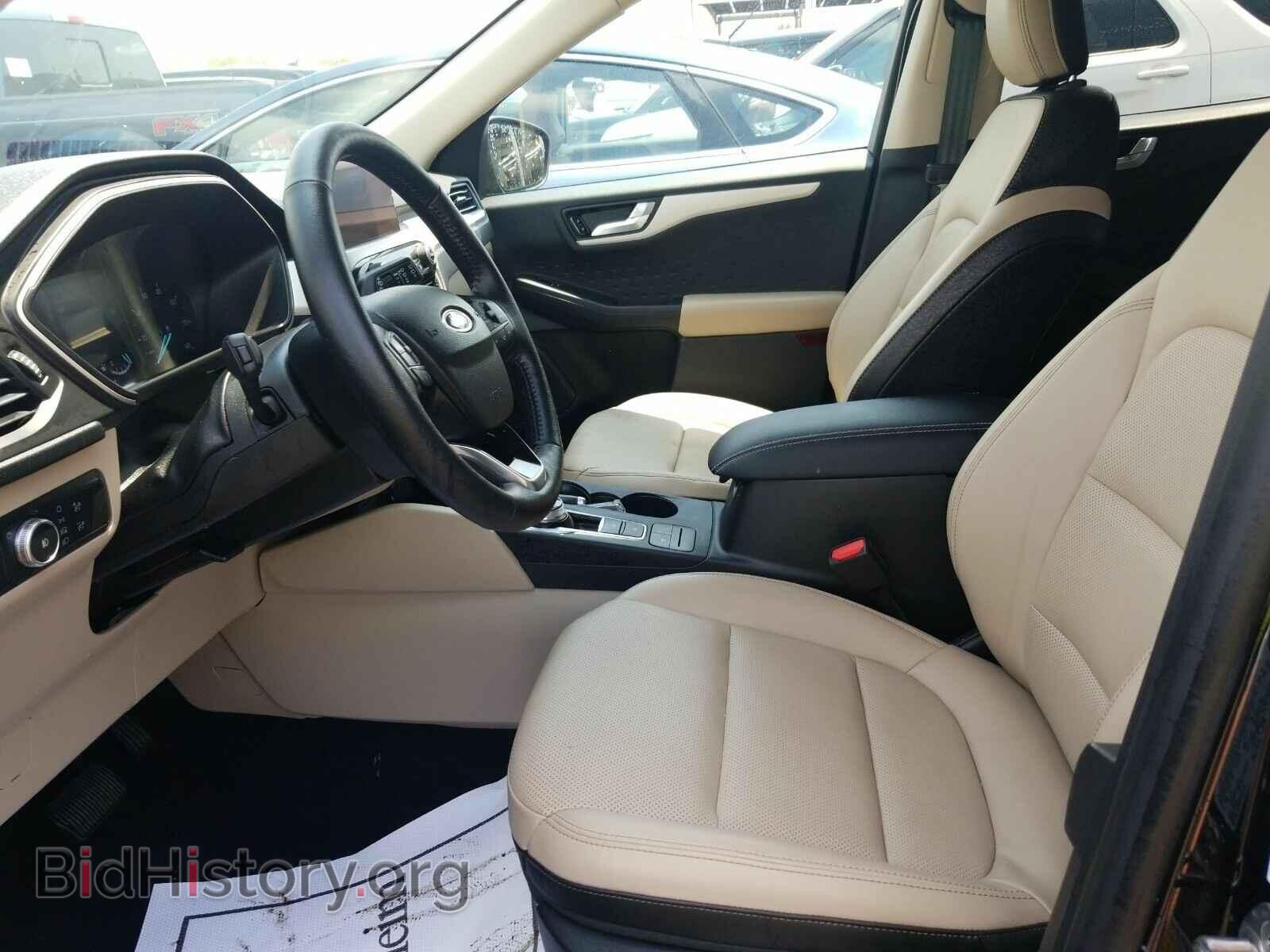 2020 Ford Escape - VIN: 1FMCU0H69LUA37275 - Фото 3