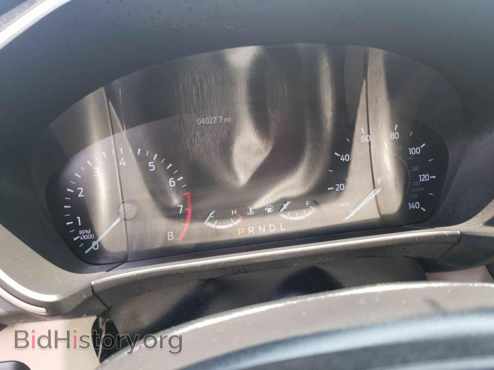 2020 Ford Escape - VIN: 1FMCU0H69LUA37275 - Фото 5