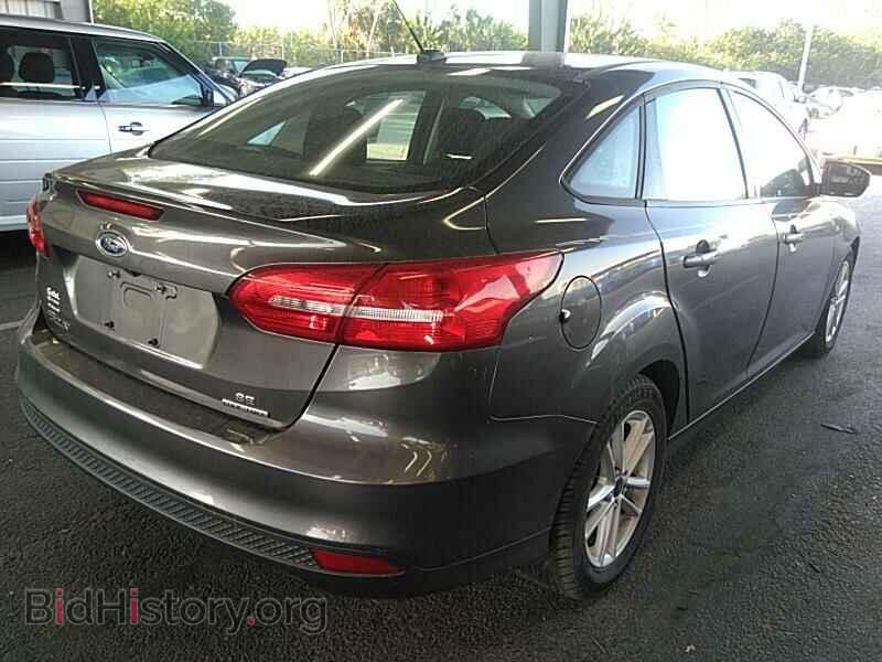 2015 Ford Focus - VIN: 1FADP3F24FL316845 - Фото 2