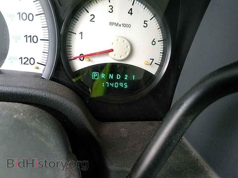 2007 Dodge Durango - VIN: 1D8HB38P27F528213 - Photo 5