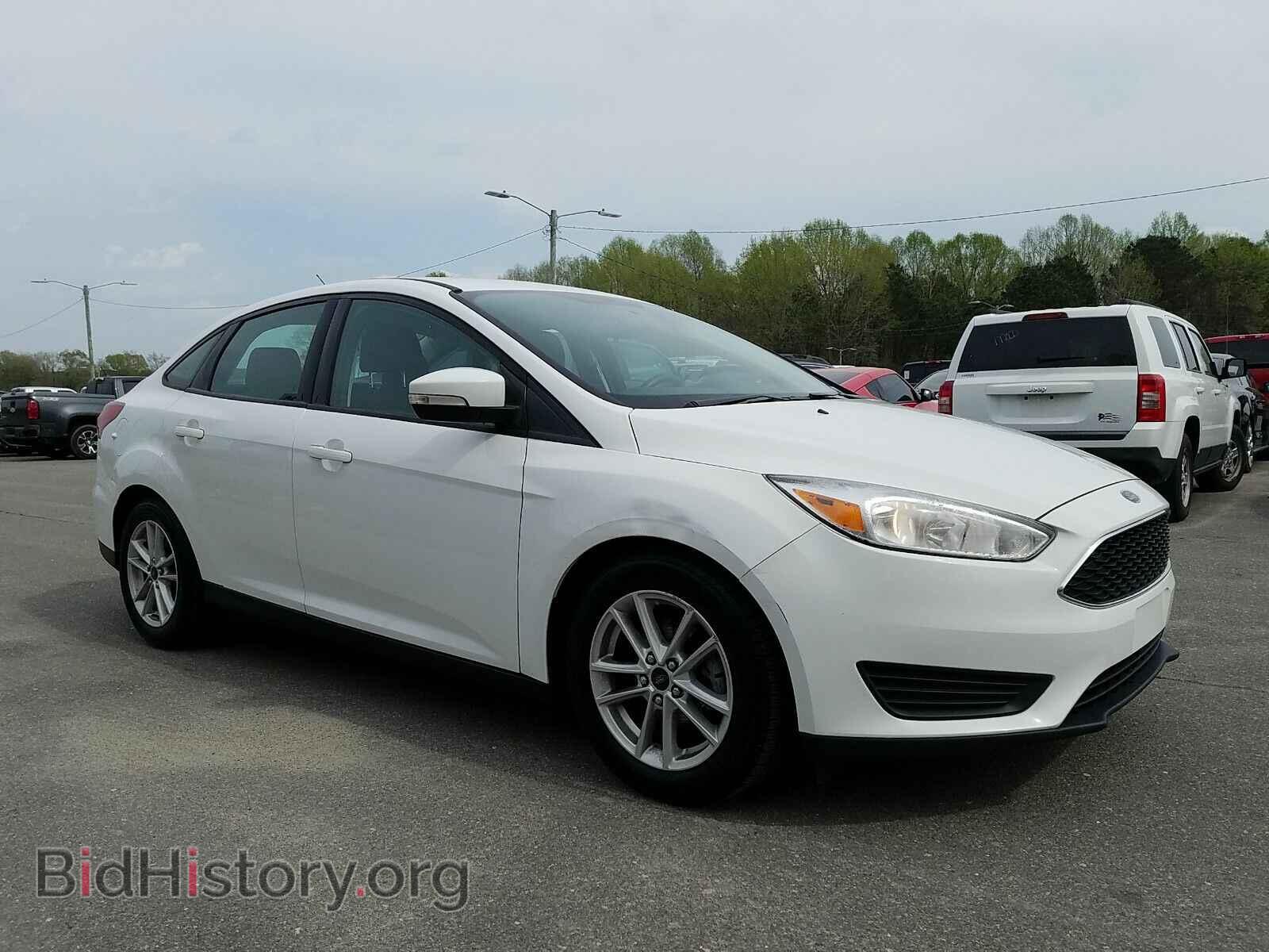 2016 Ford Focus - VIN: 1FADP3F22GL277500 - Фото 3