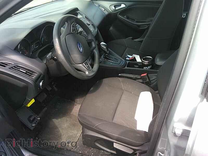 2016 Ford Focus - VIN: 1FADP3F21GL245265 - Photo 3