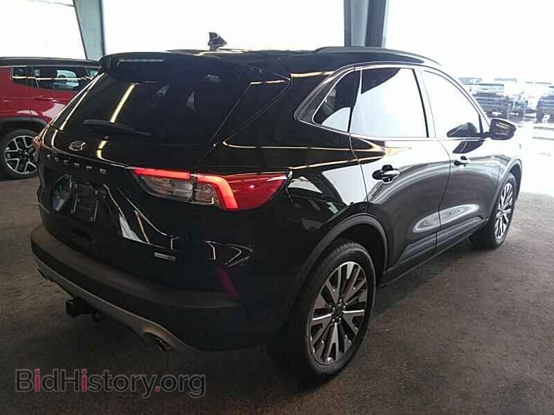 2020 Ford Escape - VIN: 1FMCU9J97LUA00511 - Фото 2