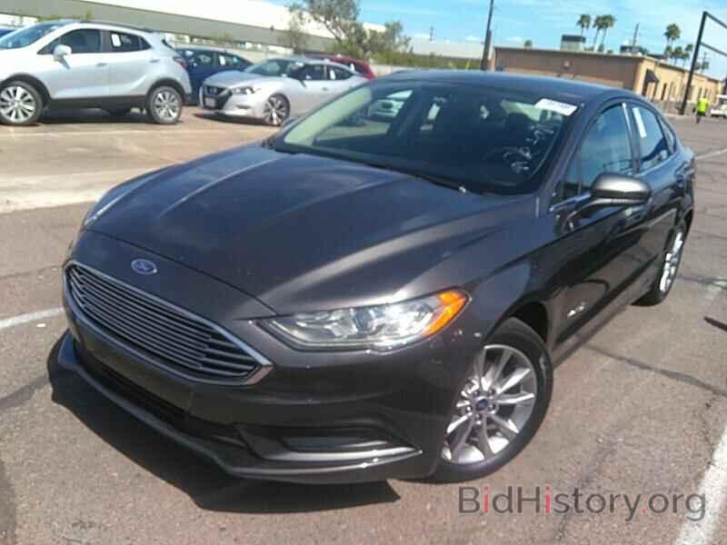 Photo 3FA6P0LU5HR386243 - Ford Fusion 2017