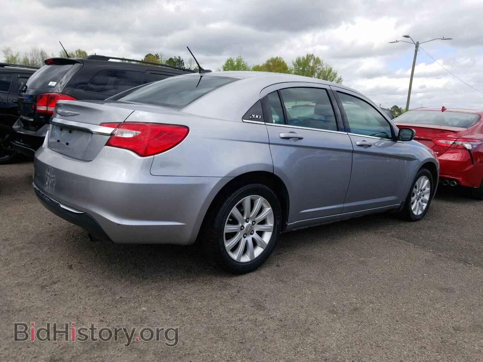 2013 Chrysler 200 - VIN: 1C3CCBBB6DN649684 - Фото 2