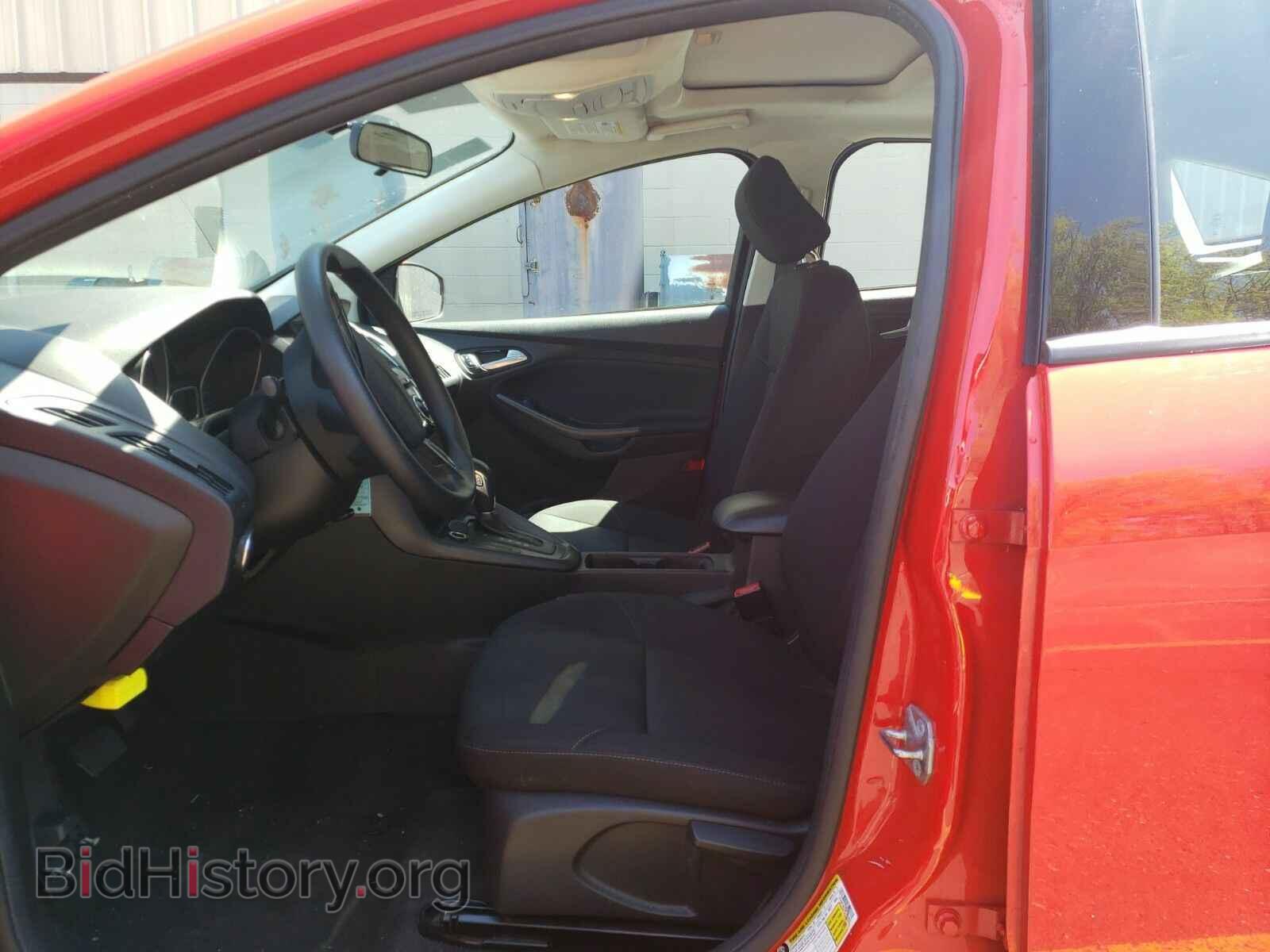 2017 Ford Focus - VIN: 1FADP3M23HL225605 - Фото 3