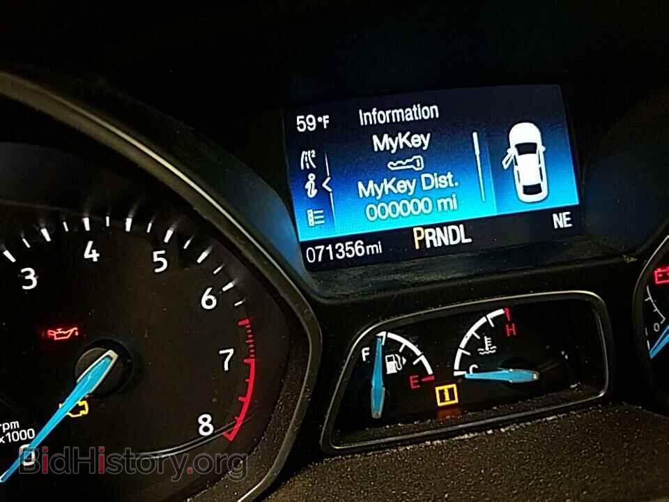 2017 Ford Focus - VIN: 1FADP3F22HL282441 - Фото 5