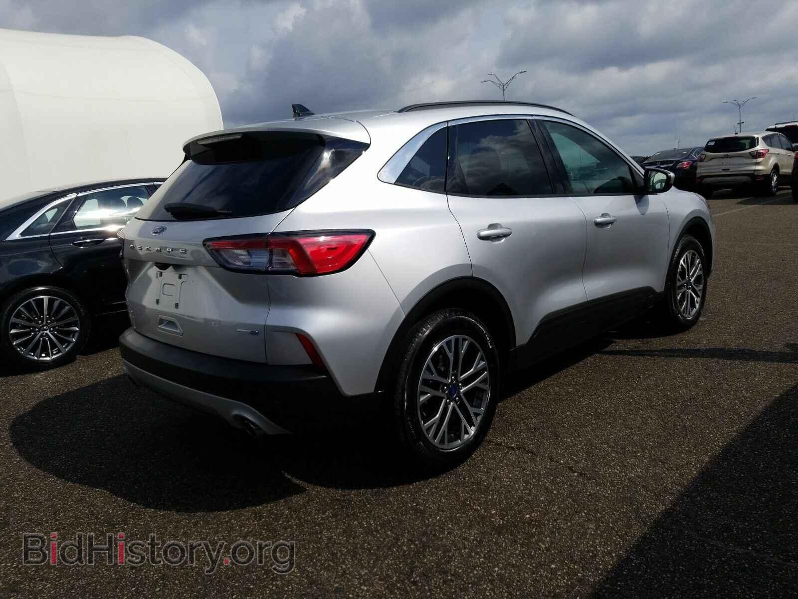 2020 Ford Escape - VIN: 1FMCU9H67LUA38963 - Photo 2