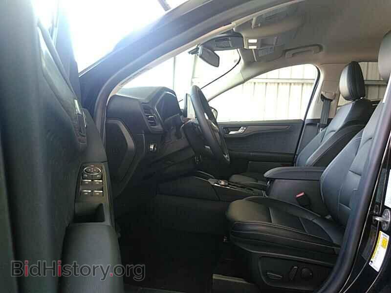 2020 Ford Escape - VIN: 1FMCU9J96LUA58772 - Фото 3