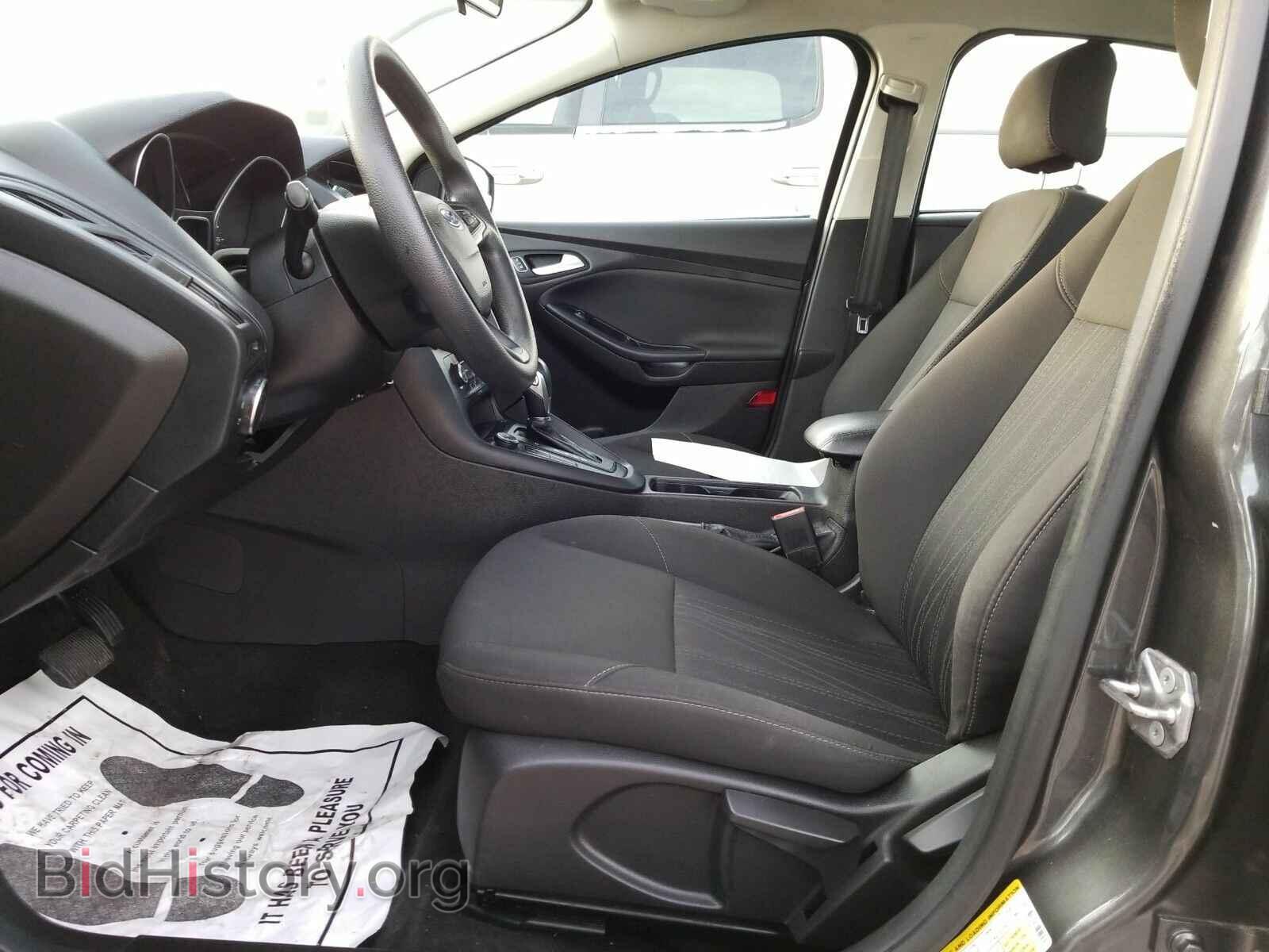 2016 Ford Focus - VIN: 1FADP3FE2GL329024 - Фото 3