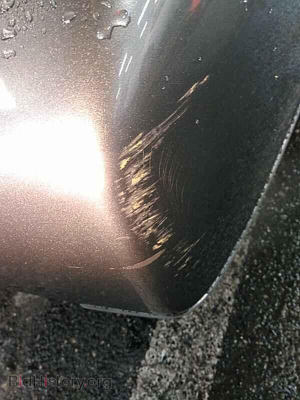 2005 Cadillac DeVille - VIN: 1G6KD54Y85U100425 - Photo 11