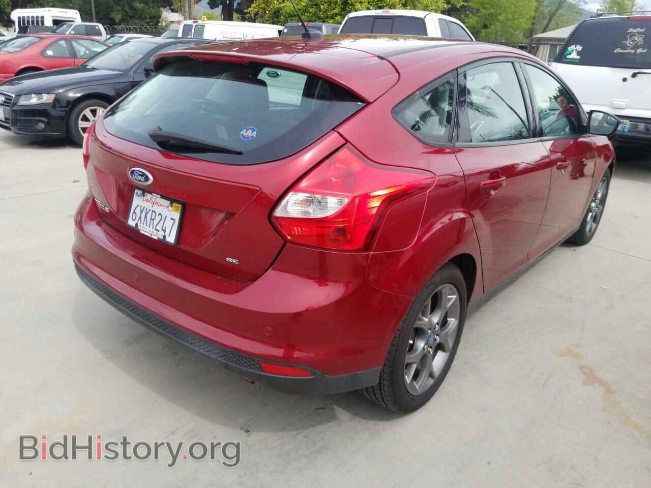 2013 Ford Focus - VIN: 1FADP3K29DL245029 - Фото 2