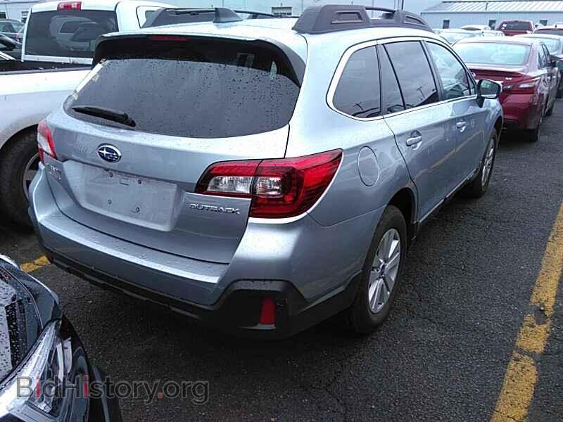 2019 Subaru Outback - VIN: 4S4BSAFC2K3331797 - Фото 2