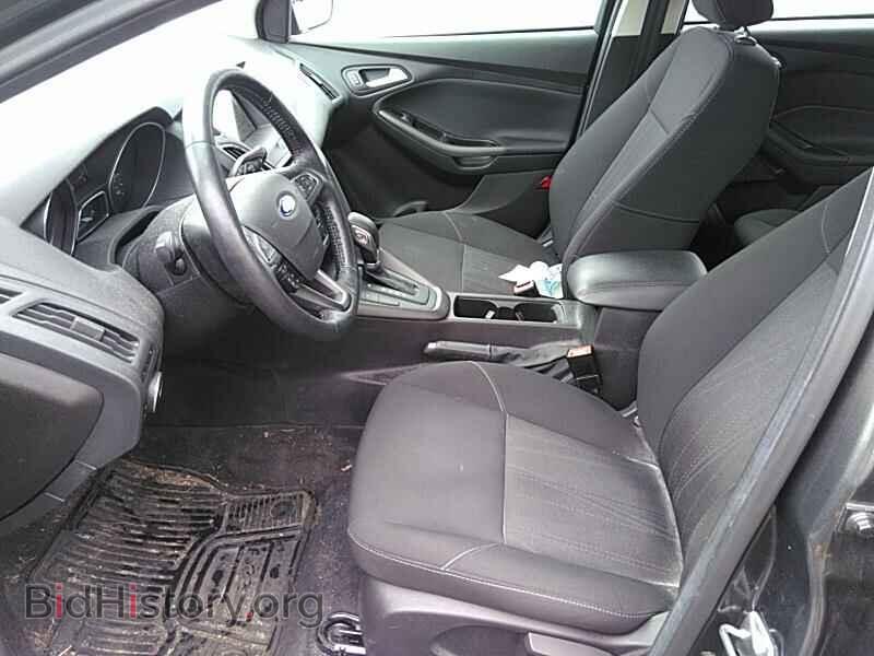 2017 Ford Focus - VIN: 1FADP3M28HL201025 - Фото 3
