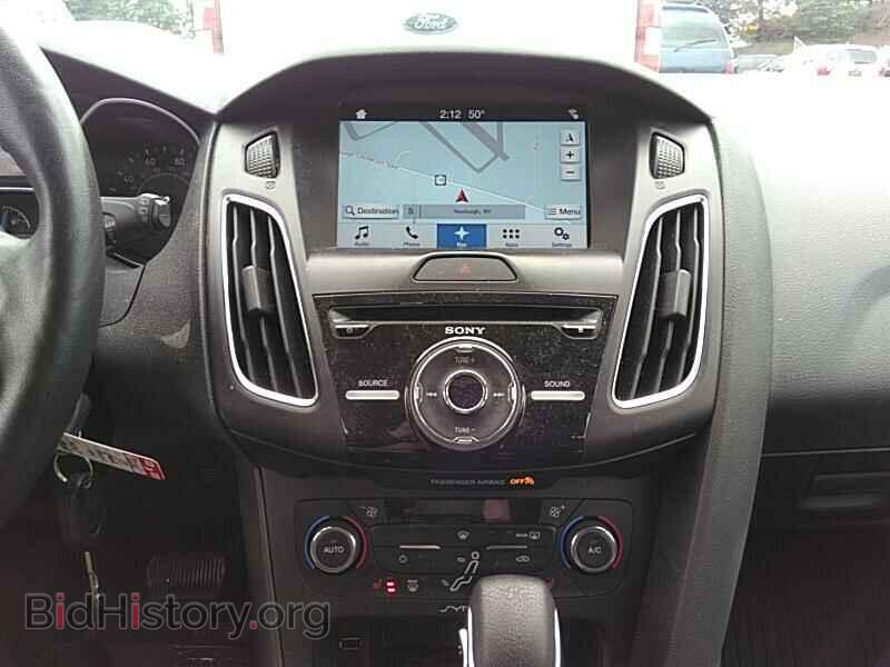 2017 Ford Focus - VIN: 1FADP3M28HL201025 - Фото 4
