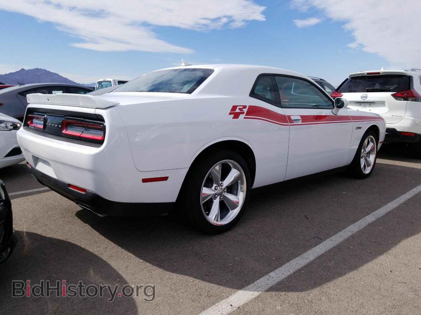 2016 Dodge Challenger - VIN: 2C3CDZBT3GH316385 - Photo 2