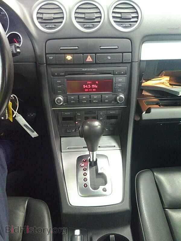 2008 Audi A4 - VIN: WAUDF48H98K007687 - Фото 4