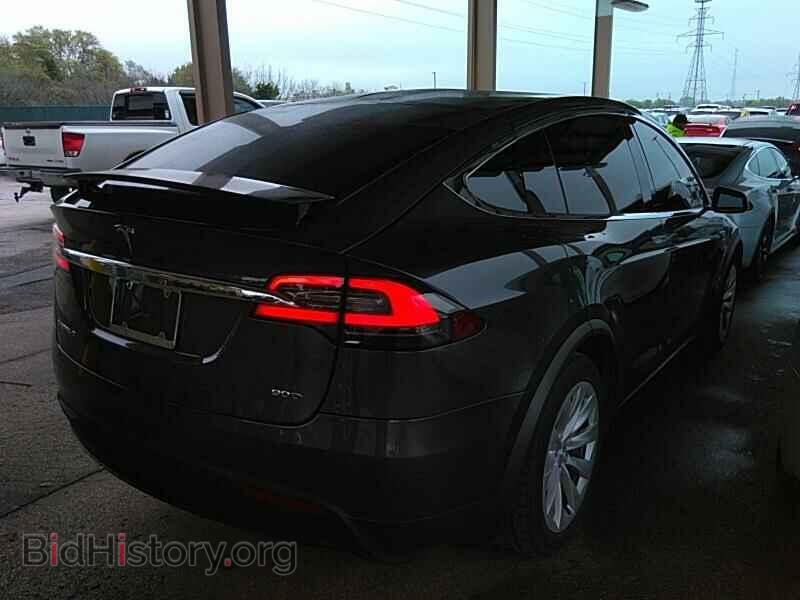 2016 Tesla Model X - VIN: 5YJXCBE25GF006528 - Фото 2