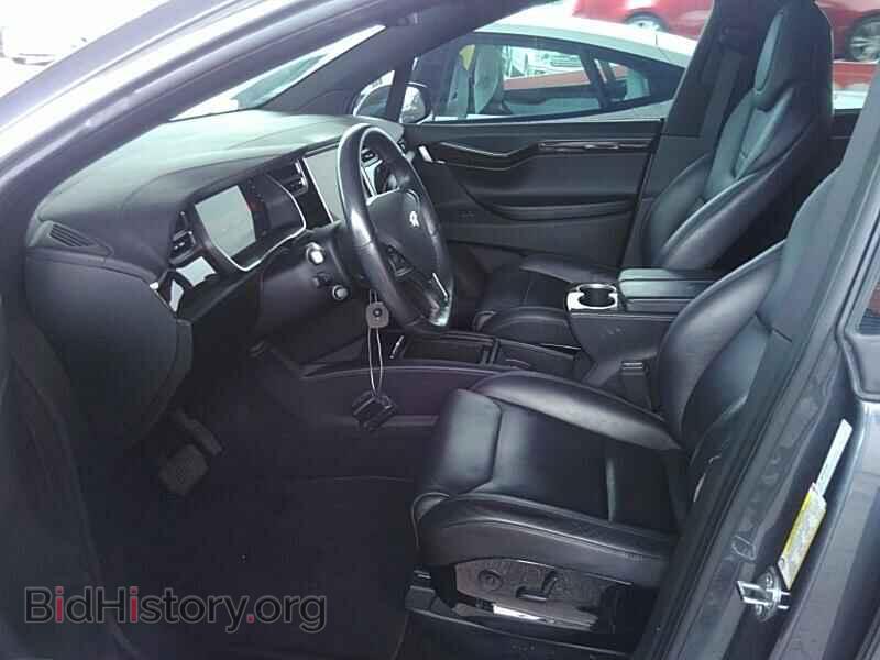2016 Tesla Model X - VIN: 5YJXCBE25GF006528 - Фото 3