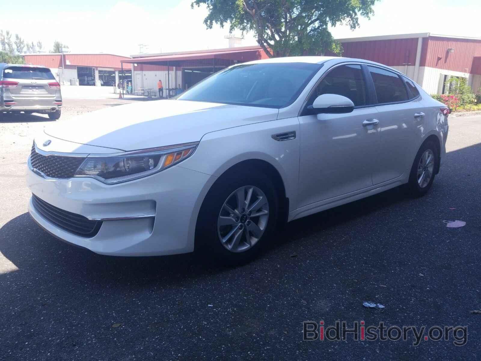 Photo 5XXGT4L3XGG064994 - Kia Optima 2016