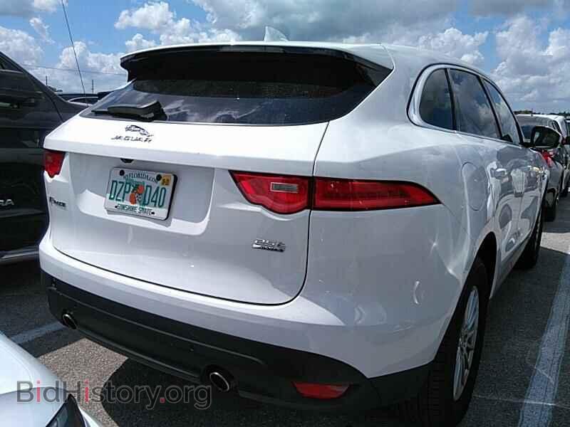 2019 Jaguar F-PACE - VIN: SADCS2FX0KA390106 - Фото 2