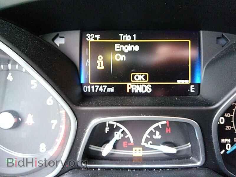 2017 Ford Focus - VIN: 1FADP3FE7HL276466 - Фото 5