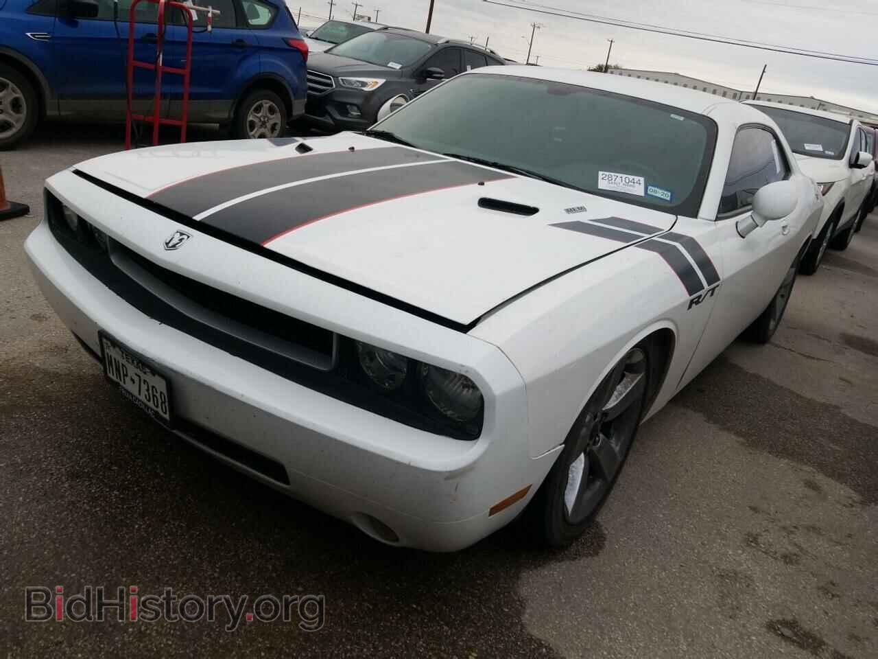 Photo 2B3CJ5DT0AH282554 - Dodge Challenger 2010