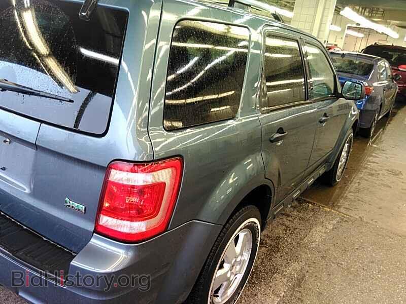 2011 Ford Escape - VIN: 1FMCU9DG4BKB01669 - Фото 2