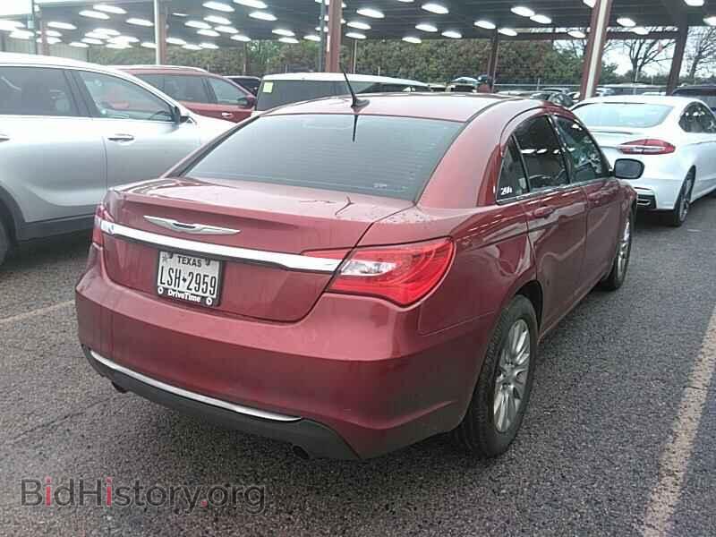 2013 Chrysler 200 - VIN: 1C3CCBAG0DN736686 - Фото 2