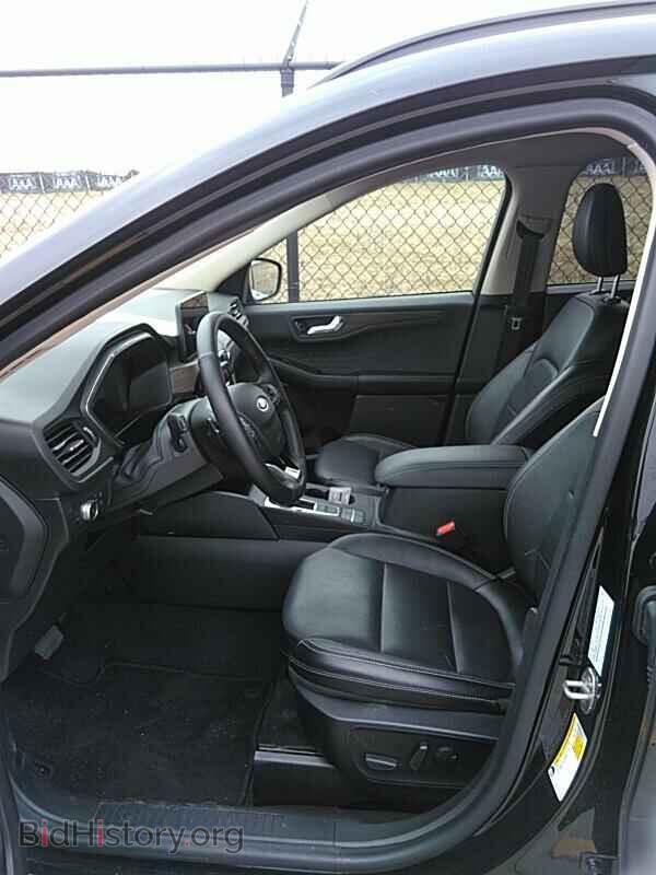 2020 Ford Escape - VIN: 1FMCU9J99LUA37107 - Photo 3
