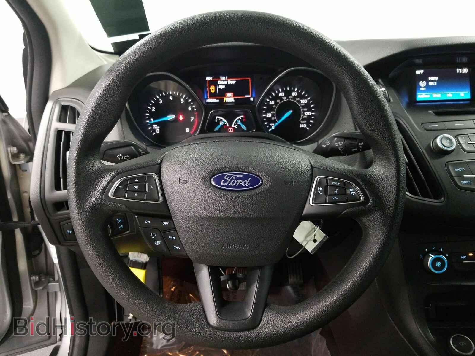 2017 Ford Focus - VIN: 1FADP3F25HL308868 - Photo 10