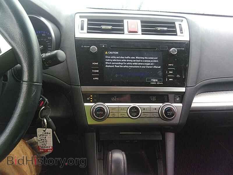 2017 Subaru Outback - VIN: 4S4BSACC4H3328851 - Фото 4