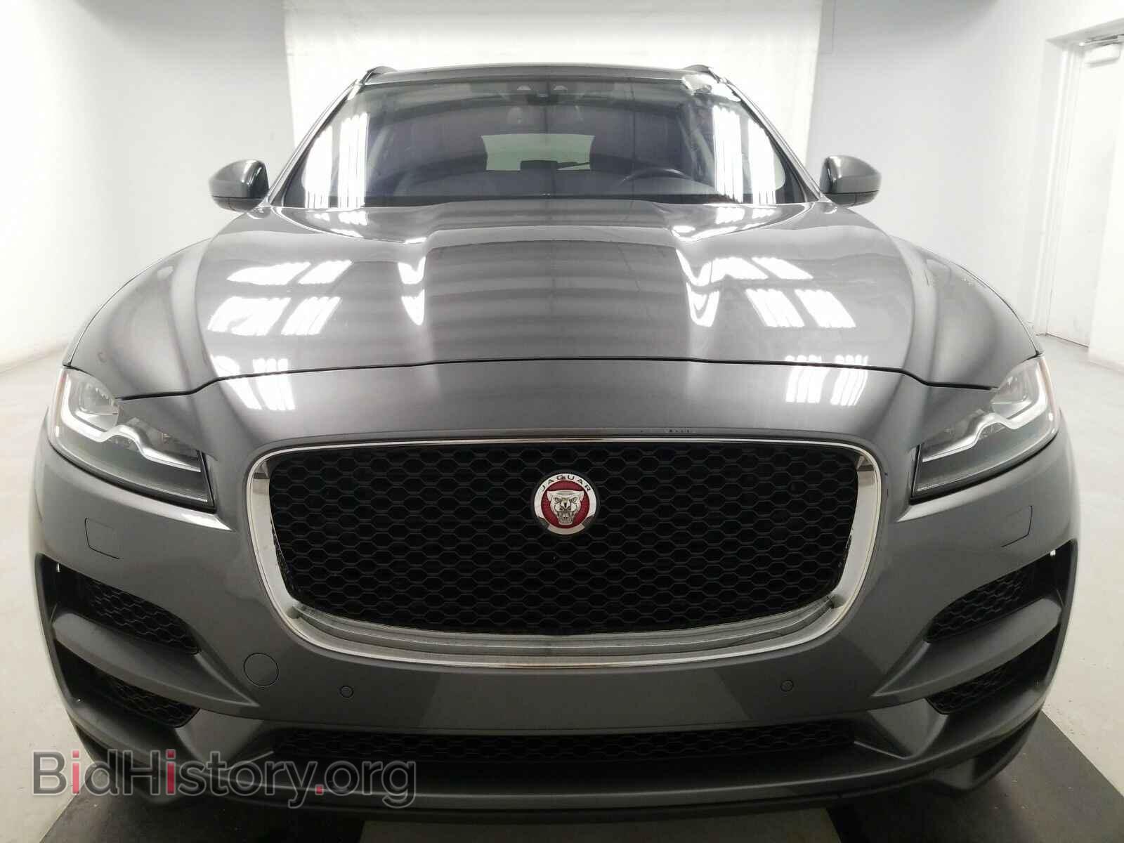 2017 Jaguar F-PACE - VIN: SADCK2BN4HA088105 - Фото 2