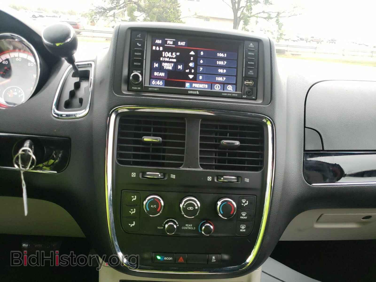 2017 Dodge Grand Caravan - VIN: 2C4RDGCG9HR686795 - Фото 4