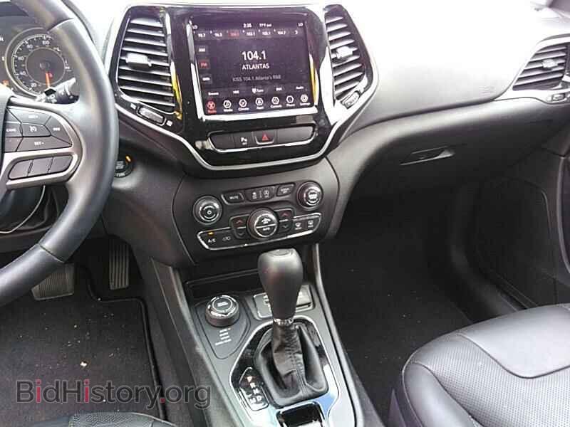 2019 Jeep Cherokee - VIN: 1C4PJMDXXKD303941 - Фото 4