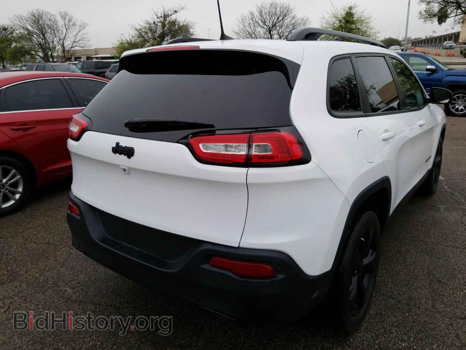 2018 Jeep Cherokee - VIN: 1C4PJLCB2JD539885 - Фото 2