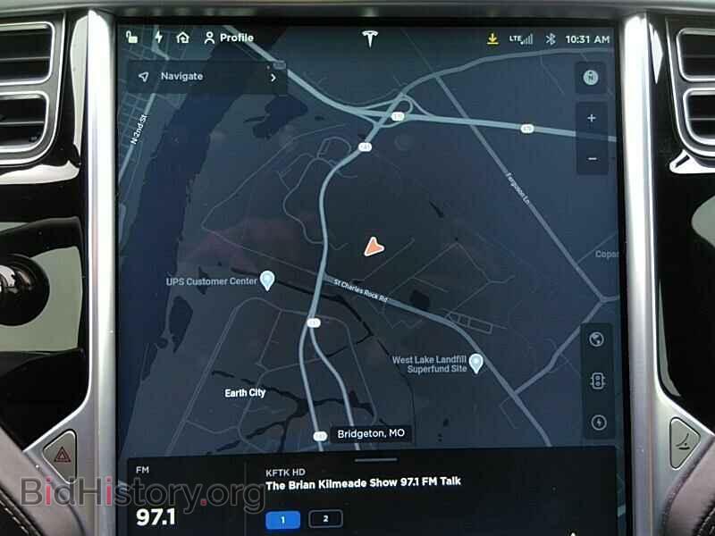 2016 Tesla Model S - VIN: 5YJSA1E29GF129307 - Photo 4