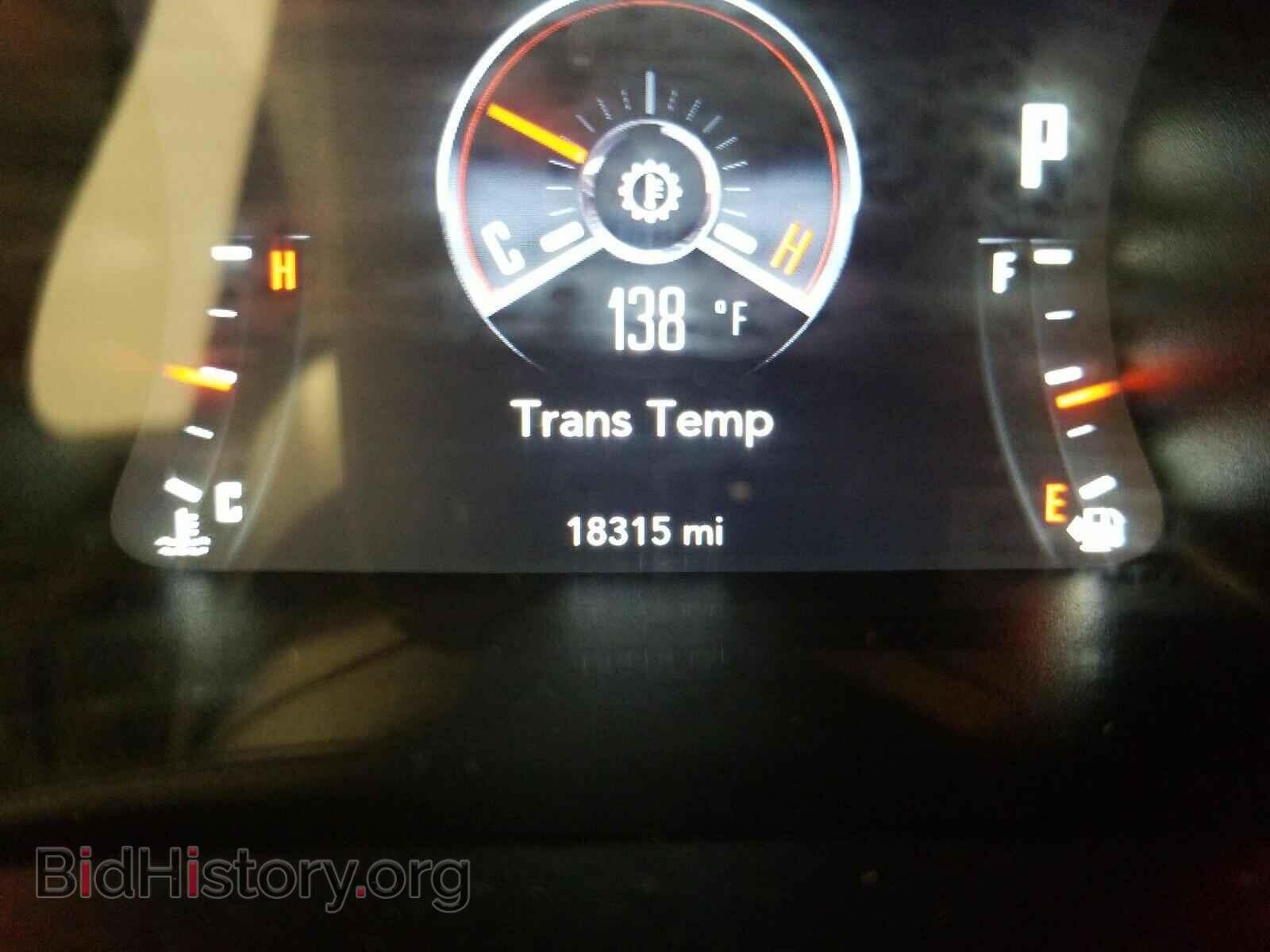 2018 Dodge Challenger - VIN: 2C3CDZAG3JH229548 - Фото 12