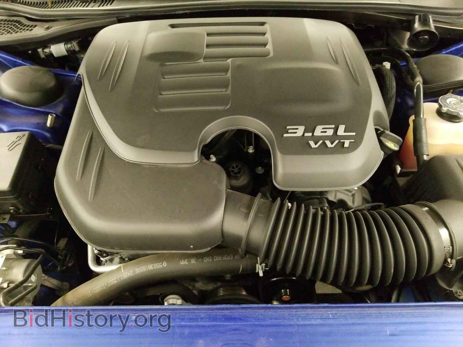 2018 Dodge Challenger - VIN: 2C3CDZAG3JH229548 - Фото 16