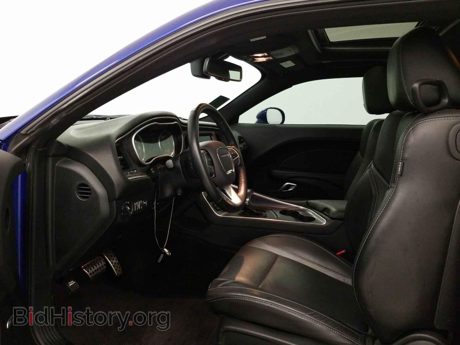 2018 Dodge Challenger - VIN: 2C3CDZAG3JH229548 - Фото 7