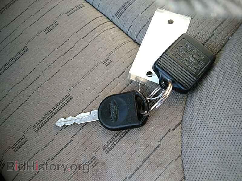 2011 Ford Focus - VIN: 1FAHP3FN4BW102913 - Фото 9